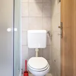 Vanda * بيشكانا أوفالا