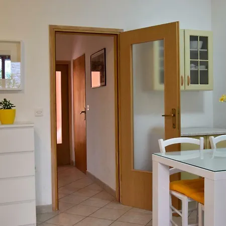 Apartment Vanda *